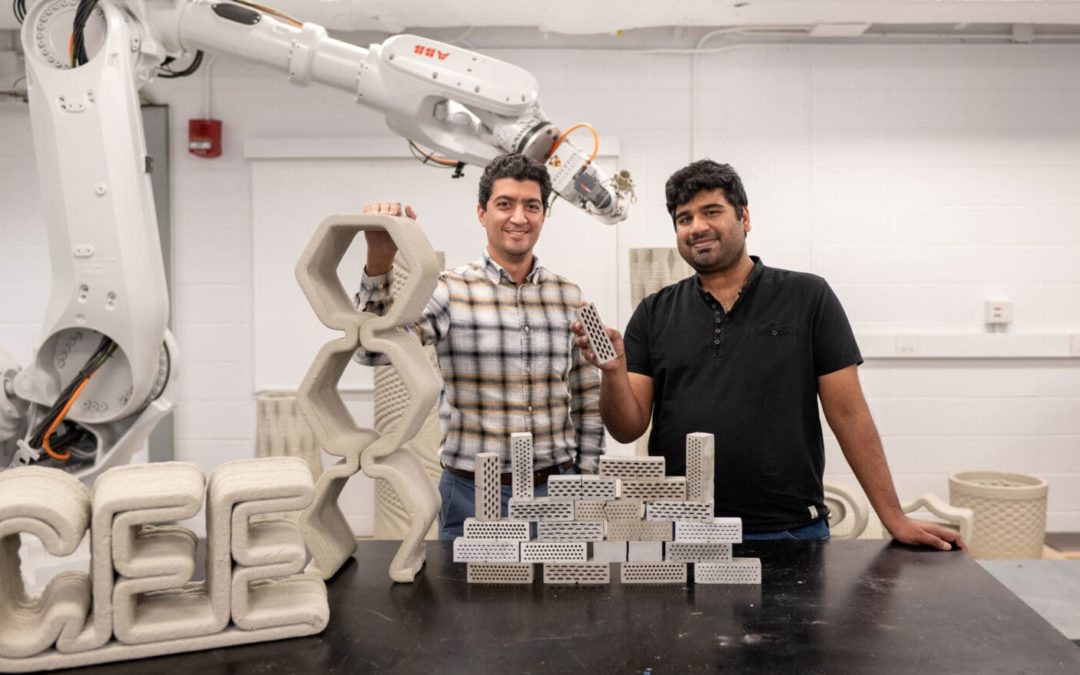 Los investigadores Reza Moini y Shashank Gupta crean materiales de construcción más resistentes y duraderos. Fotografías de Sameer A. Khan/Fotobuddy